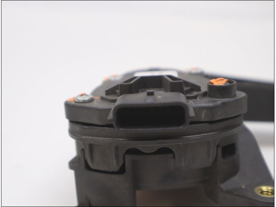 POTENTIOMETRE ACCELERATEUR