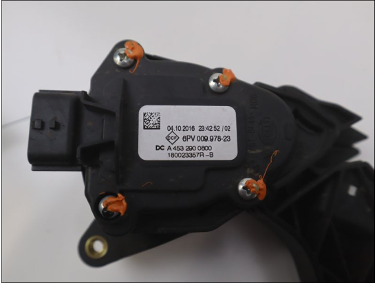 POTENTIOMETRE ACCELERATEUR