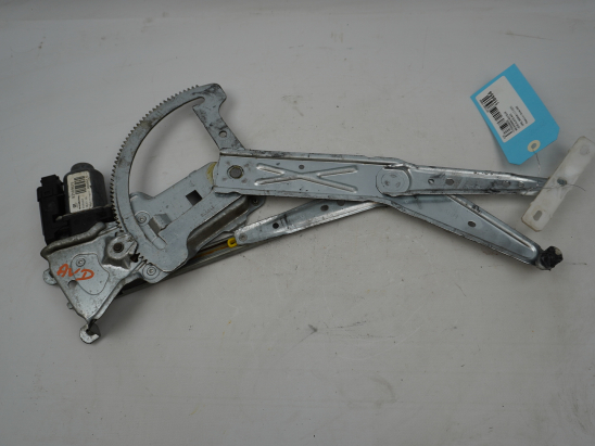 MECANISME+MOTEUR LEVE-GLACE AVD