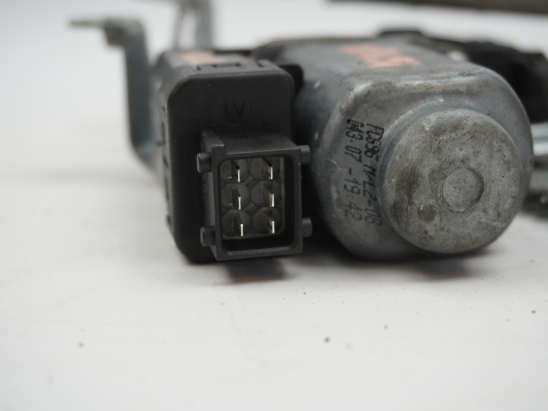 MECANISME+MOTEUR LEVE-GLACE AVD