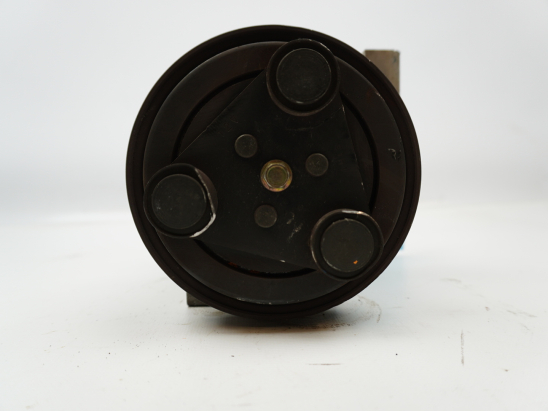 COMPRESSEUR AIR CONDITIONNE