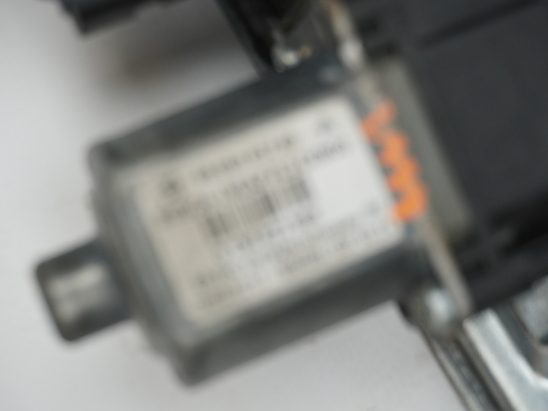 MECANISME+MOTEUR LEVE-GLACE AVD