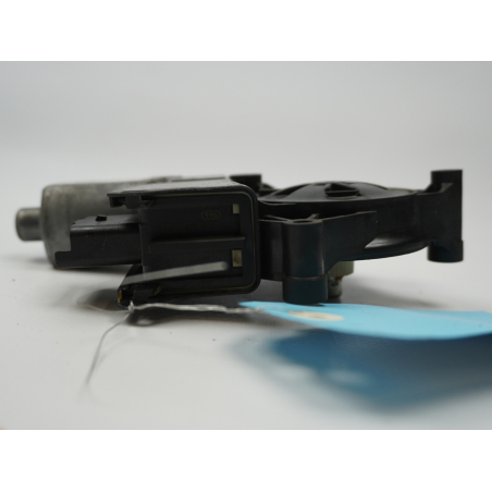 MOTEUR LEVE-VITRE AVG