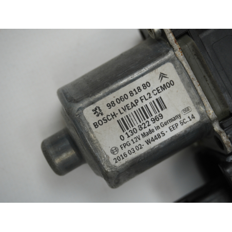 MOTEUR LEVE-VITRE AVG