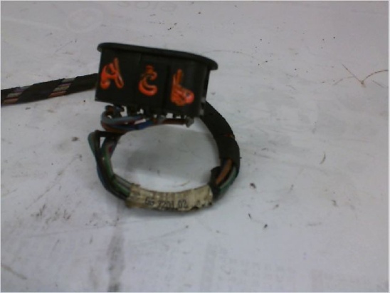 COMMANDE LEVE-GLACE PORTE AVD