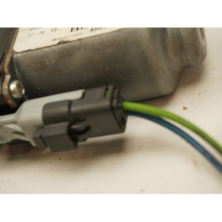 MOTEUR LEVE-VITRE AVD