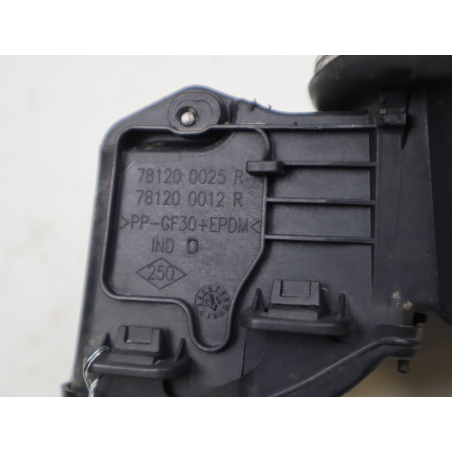 VOLET DE TRAPPE CARBURANT