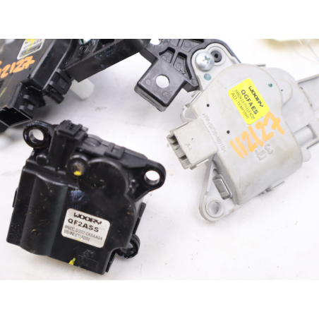 MOTEUR VOLET DE CHAUFFAGE