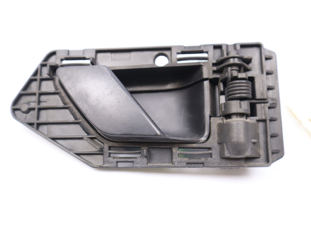 Poignee int porte avd occasion CITROEN BERLINGO I Phase 2 - 2.0 HDi 90ch