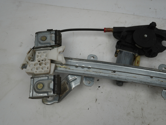 MECANISME+MOTEUR LEVE-GLACE AVG