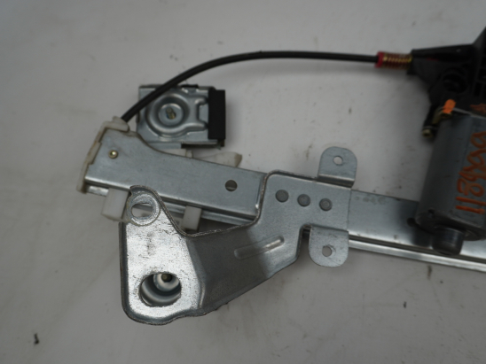 MECANISME+MOTEUR LEVE-GLACE AVD