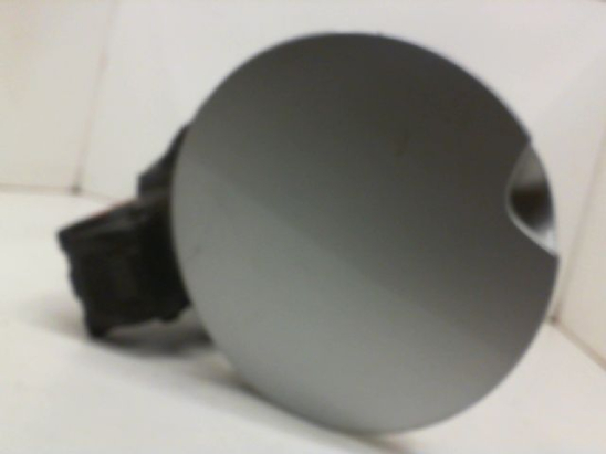 VOLET DE TRAPPE CARBURANT