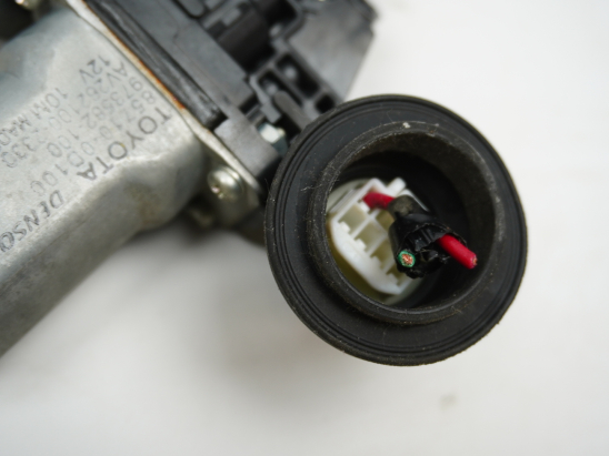 MECANISME+MOTEUR LEVE-GLACE AVD