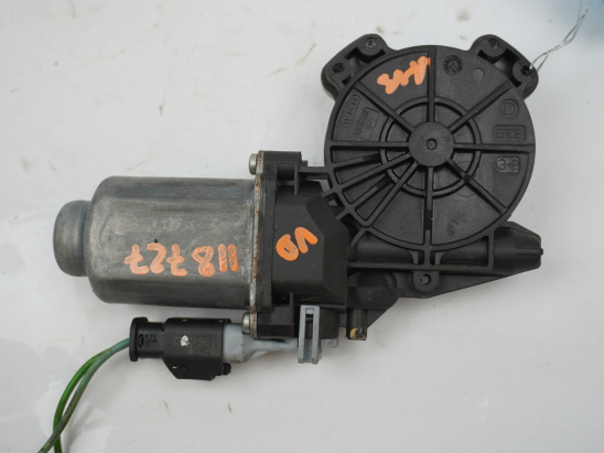 MOTEUR LEVE-VITRE AVD