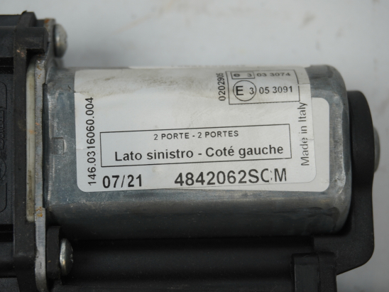 MOTEUR LEVE-VITRE AVG