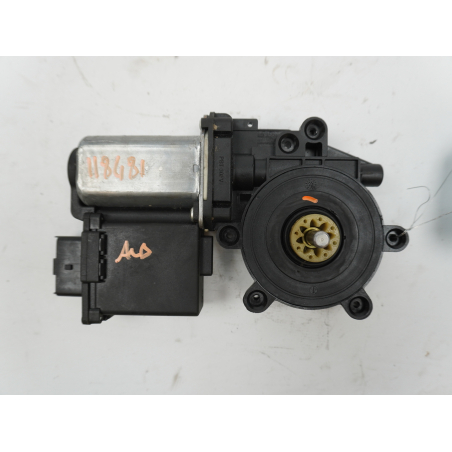 MOTEUR LEVE-VITRE AVG