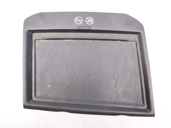 Chargeur induction occasion PEUGEOT 3008 II Phase 1 - 1.5 BlueHDI 130ch