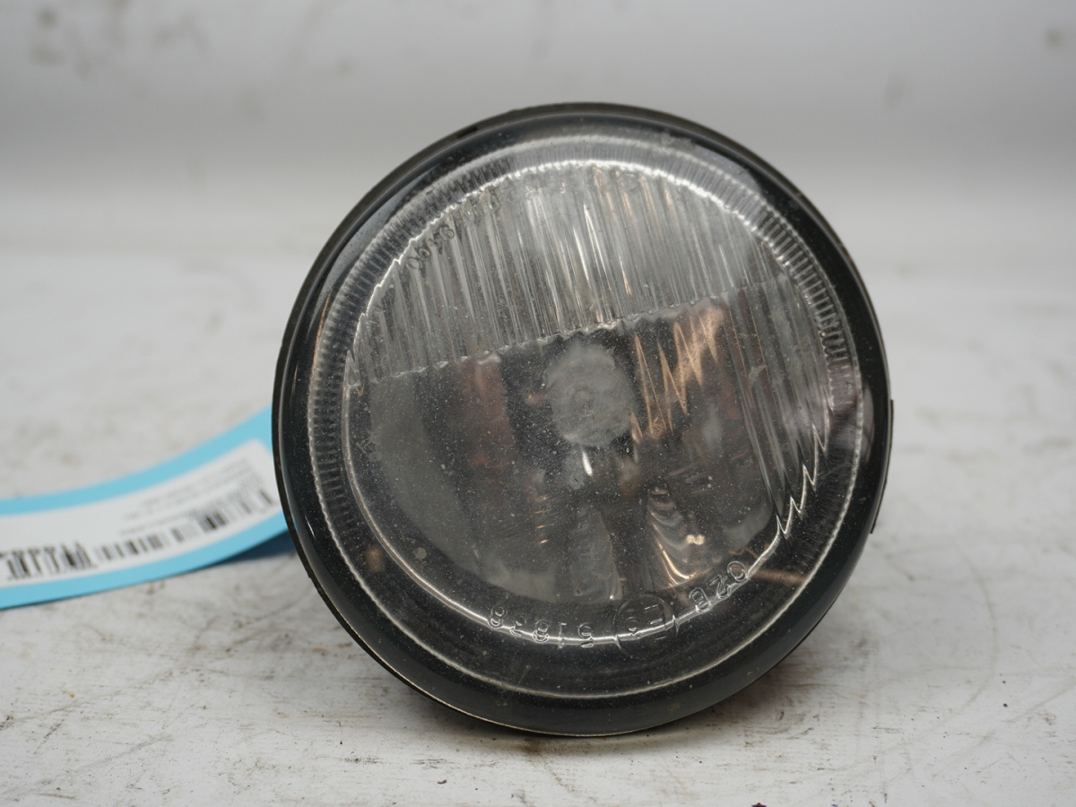 PHARE ANTIBROUILLARD AVD