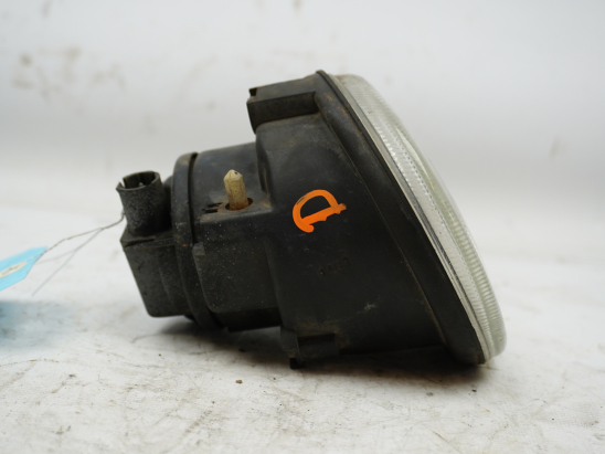 PHARE ANTIBROUILLARD AVD