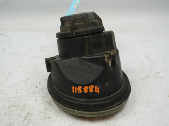 PHARE ANTIBROUILLARD AVD