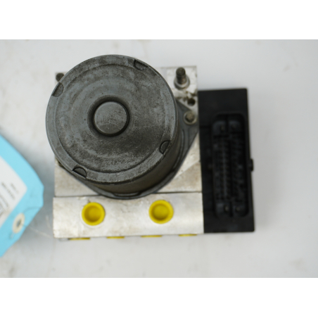 Calculateur abs occasion AUDI A4 II Phase 2 AVANT - 2.0 TDI 140ch