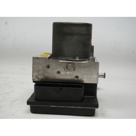 Calculateur abs occasion AUDI A4 II Phase 2 AVANT - 2.0 TDI 140ch