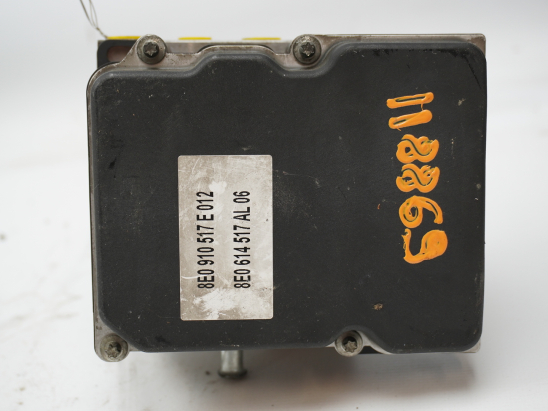 Calculateur abs occasion AUDI A4 II Phase 2 AVANT - 2.0 TDI 140ch