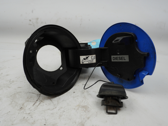 VOLET DE TRAPPE CARBURANT