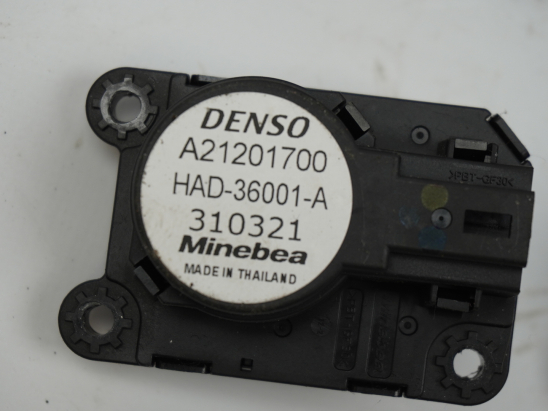 MOTEUR VOLET DE CHAUFFAGE