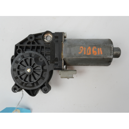 MOTEUR LEVE-VITRE AVD