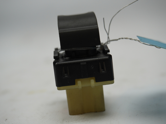 COMMANDE LEVE-GLACE PORTE AVD