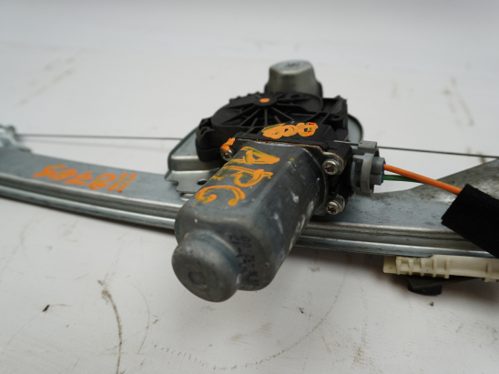 MECANISME+MOTEUR LEVE-GLACE ARG