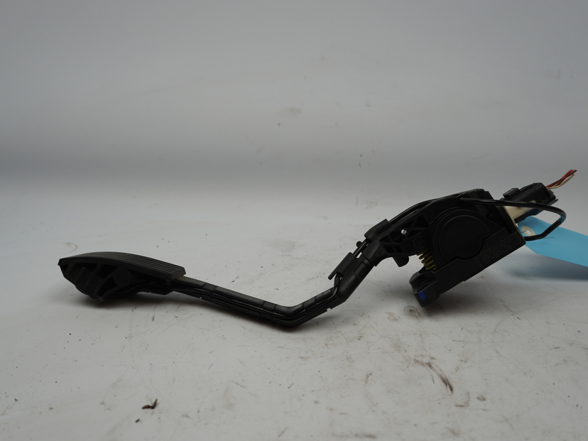 POTENTIOMETRE ACCELERATEUR