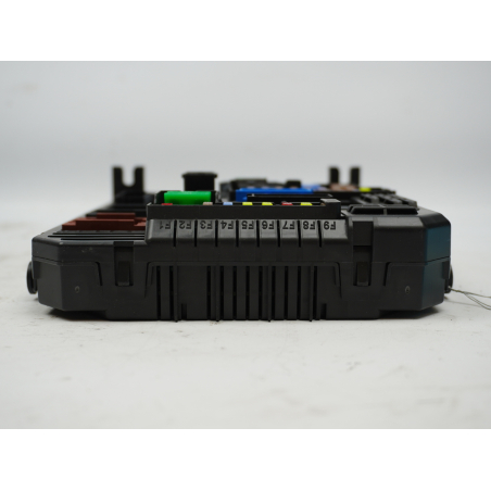 BSI (PLATINE FUSIBLE HABITACLE)