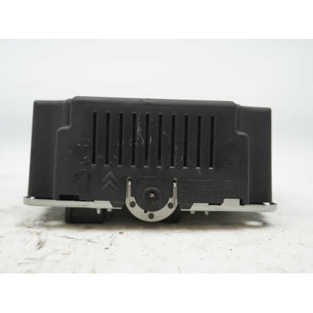 AFFICHEUR TETE HAUTE