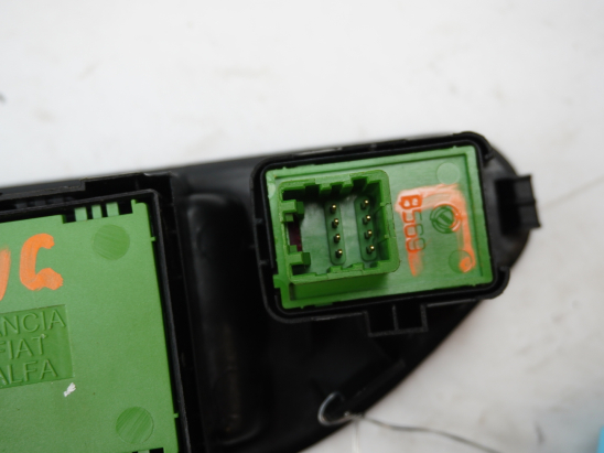 COMMANDE LEVE-GLACE PORTE AVG