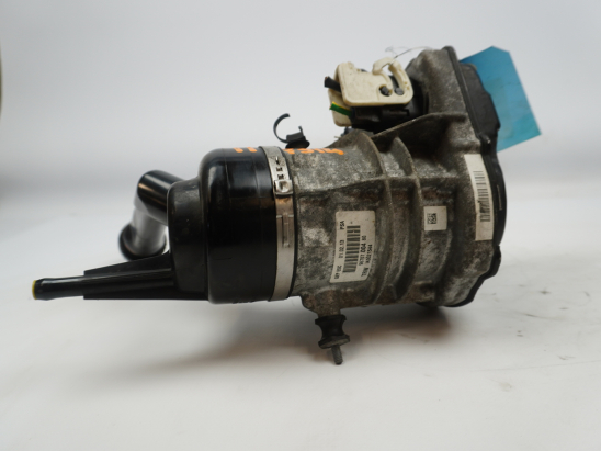 POMPE DIRECTION ASSISTEE