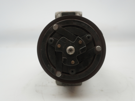 COMPRESSEUR AIR CONDITIONNE