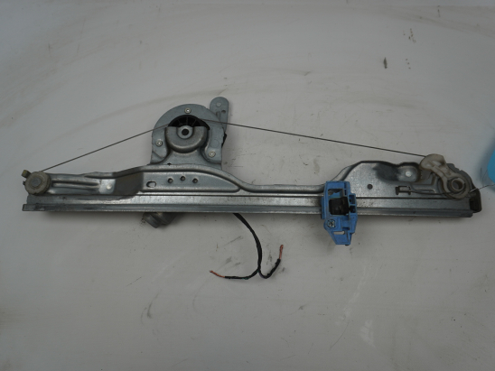 MECANISME+MOTEUR LEVE-GLACE AVD