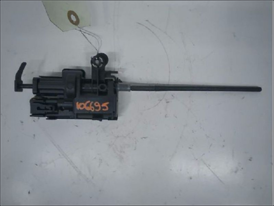 ACTIONNEUR PORTILLON AILE ARD