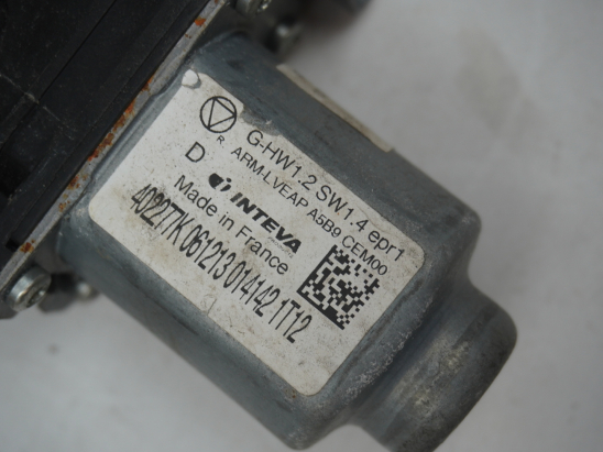 MECANISME+MOTEUR LEVE-GLACE AVG