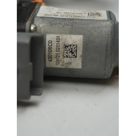 MECANISME+MOTEUR LEVE-GLACE AVD