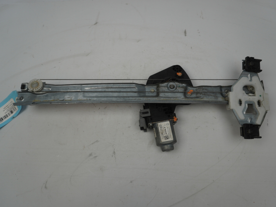 MECANISME+MOTEUR LEVE-GLACE AVD