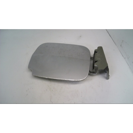 VOLET DE TRAPPE CARBURANT