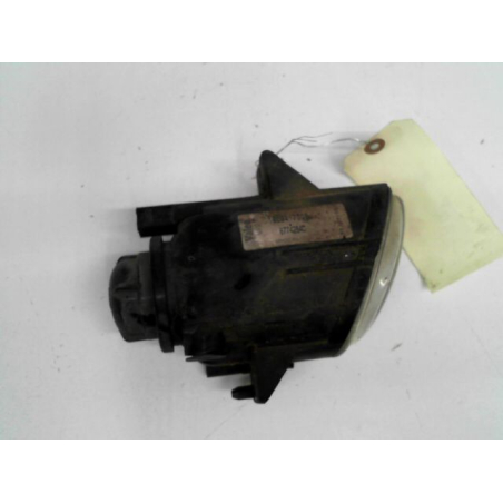 PHARE ANTIBROUILLARD AVD