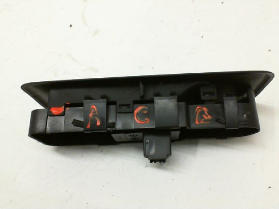 COMMANDE LEVE-GLACE PORTE AVD