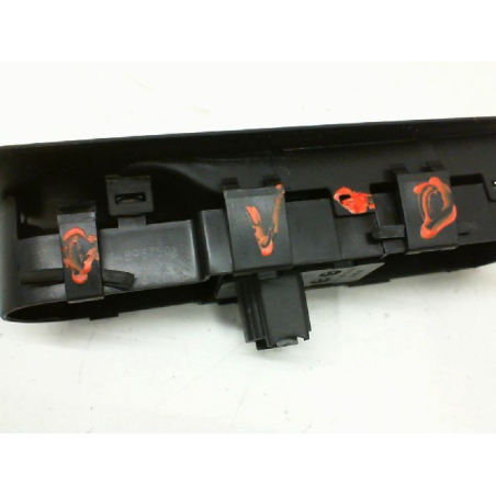 COMMANDE LEVE-GLACE PORTE AVD