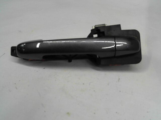 POIGNEE EXT PORTE ARD