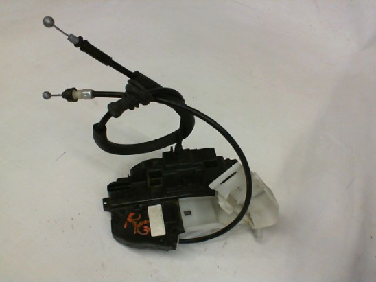 Serrure porte arg occasion KIA CEE D I Phase 1 - 1.6 CRDI 90ch