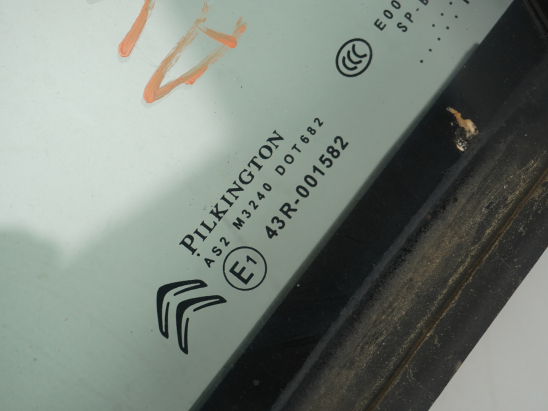 GLACE FIXE PORTE AV G